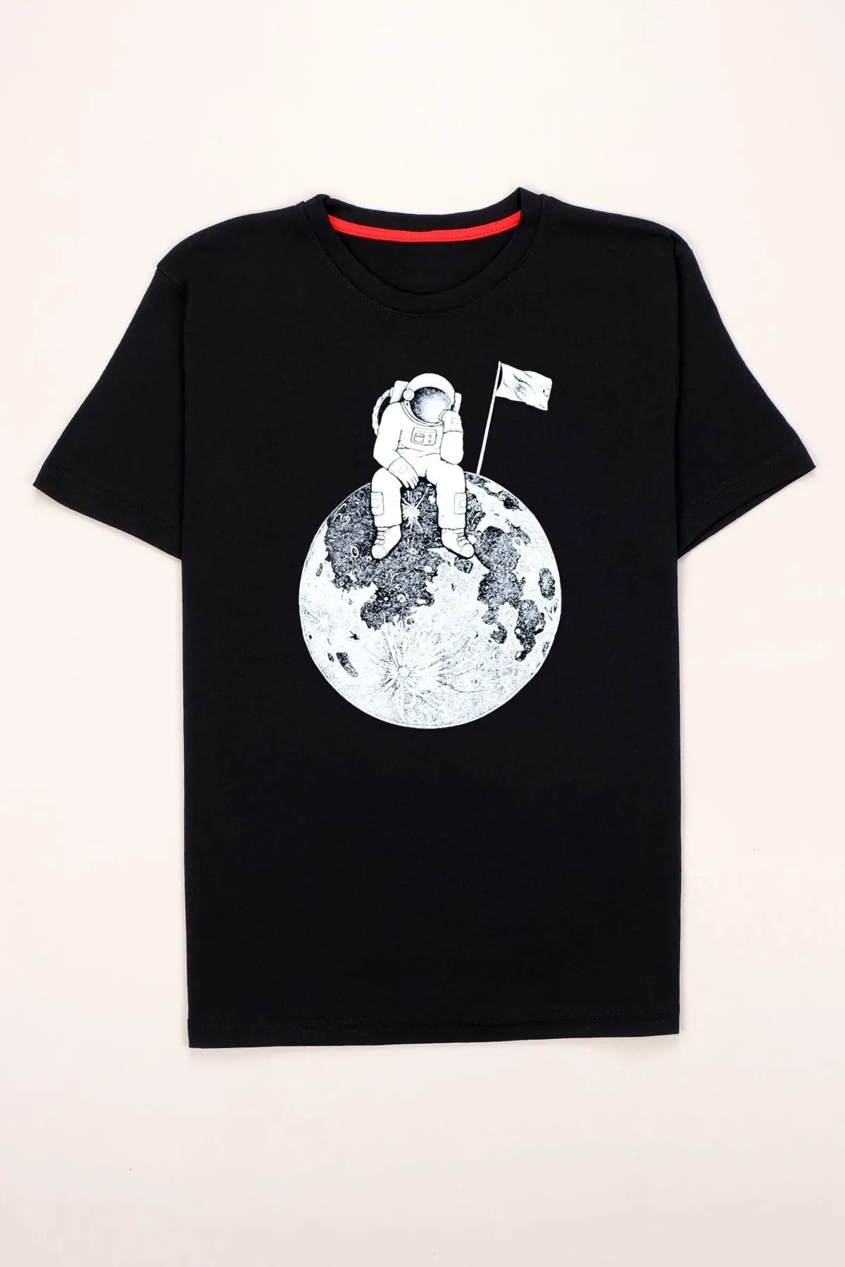 trendypassion  T-Shirt mit Flaggen-Astronauten-Aufdruck