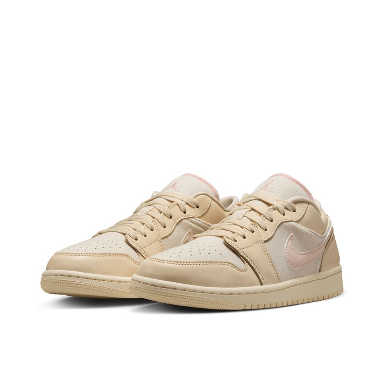 JORDAN Wmns Air Jordan 1 Low 