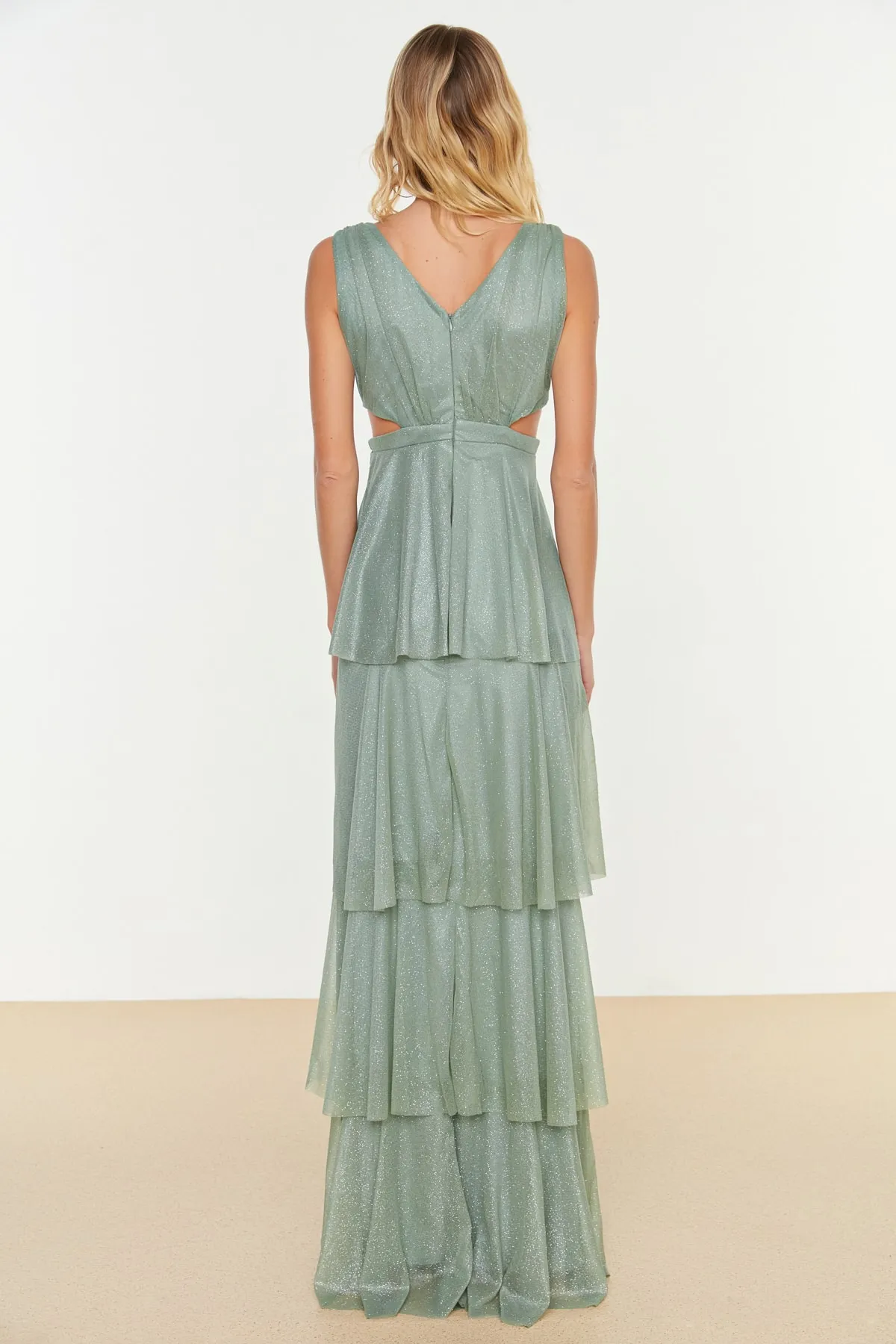 Trendyol Collection  Mintgrünes, funkelndes, langes Abendkleid mit Raffung TPRSS20AE0063