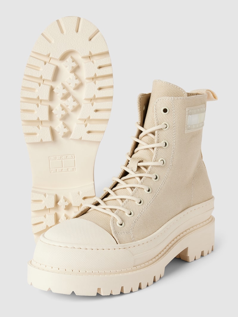 Schnürboots mit Label-Patch Modell 'CANVAS' in beige
