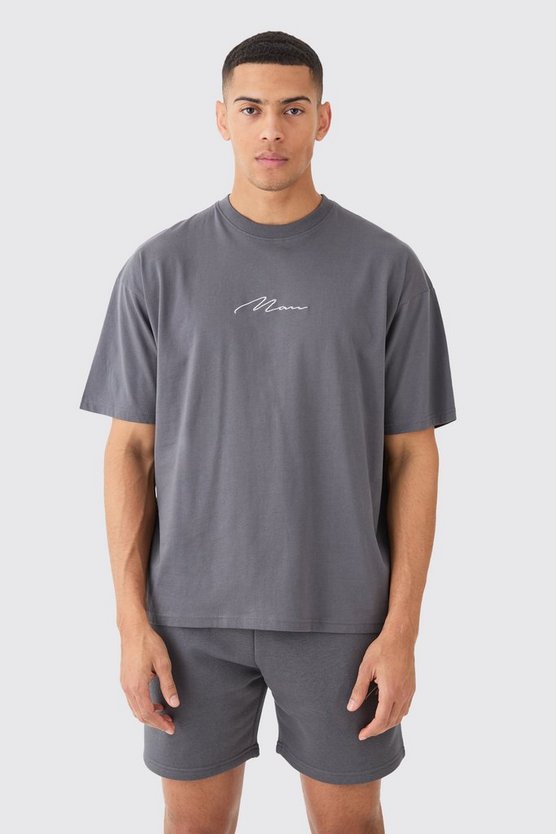 Man Signature T-Shirt und lockere Shorts