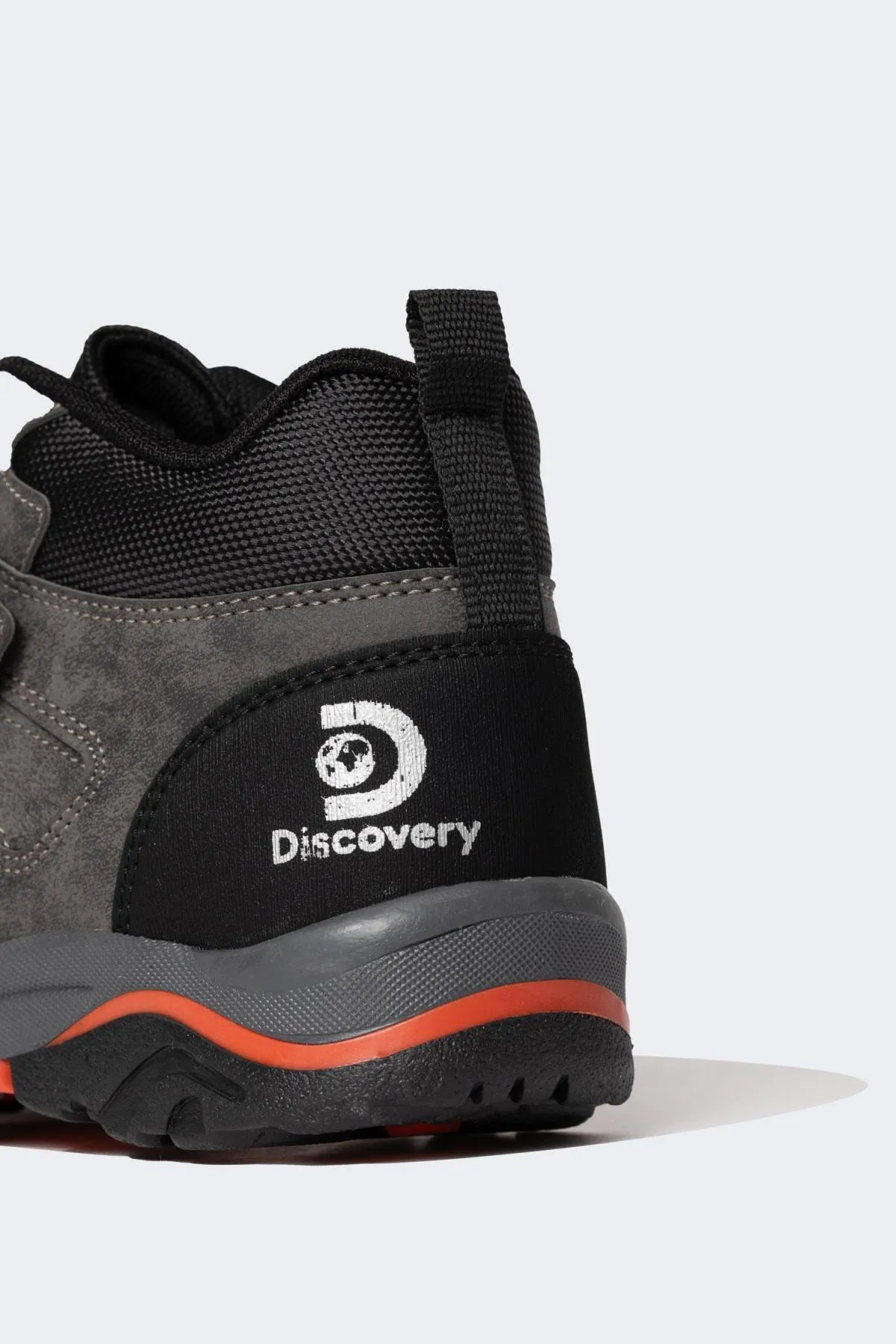 DeFacto  Discovery Channel Jungen Stiefel aus Kunstleder mit Klettverschluss und hoher Sohle A4550a823wn