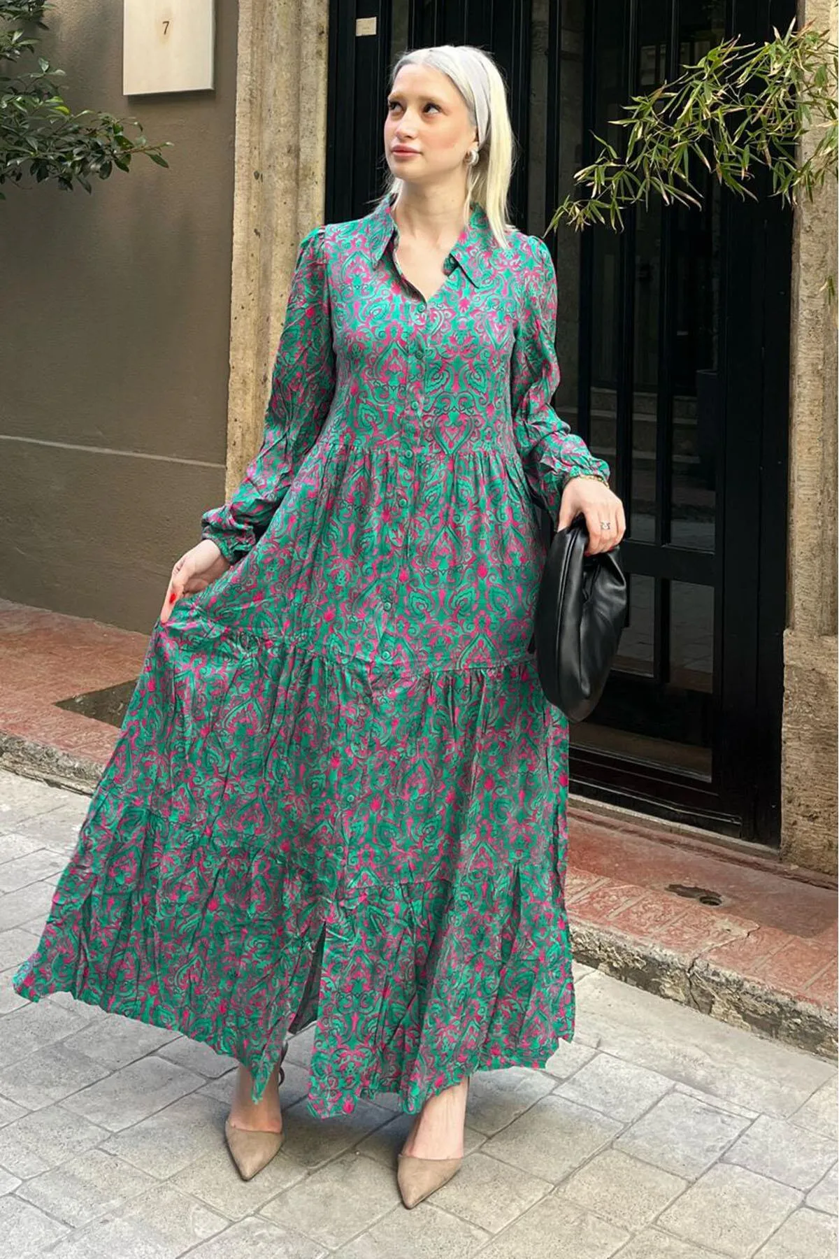Madmext  Grünes, elastisches, geblümtes Kleid mit halben Knöpfen und Rollkragen, MG2029