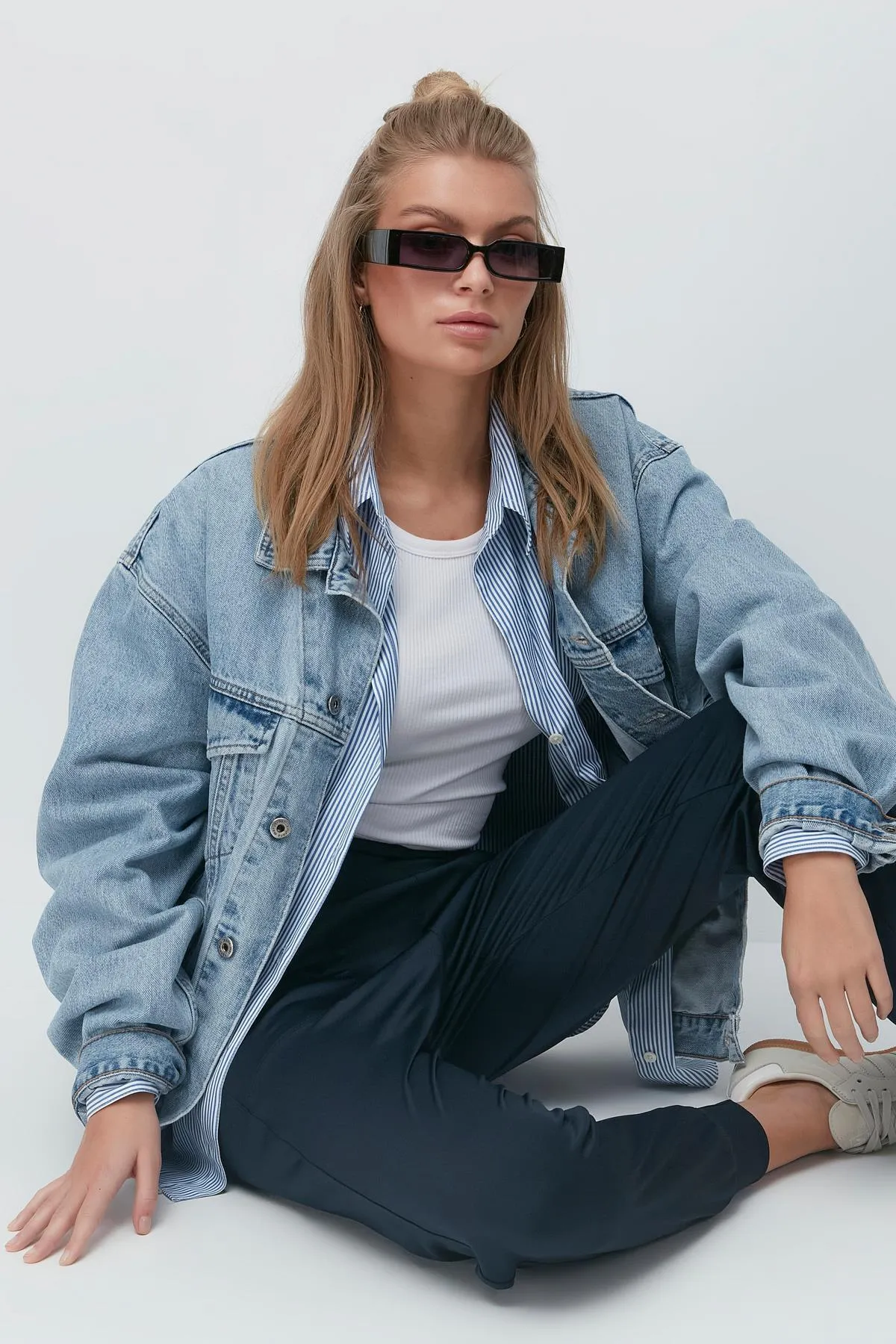 C&City  Jogginghose mit hoher Taille und Bündchen am Bein 811 Smoked