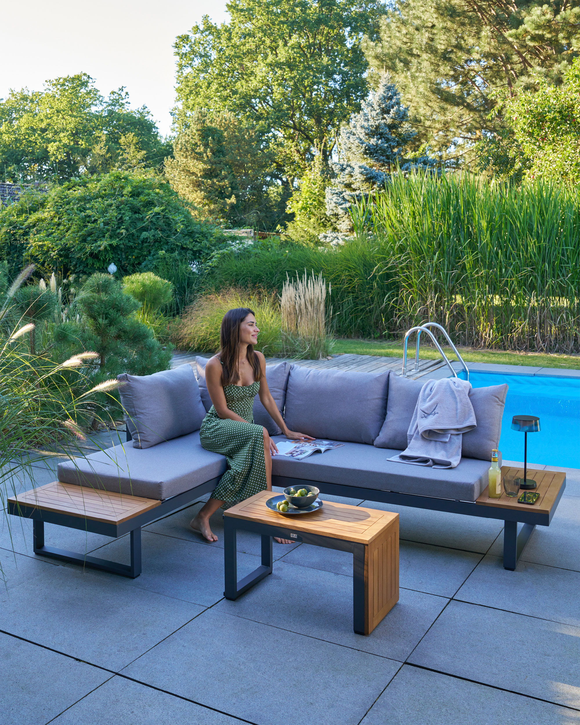 OUTDOORGartenlounge variabel stellbar
