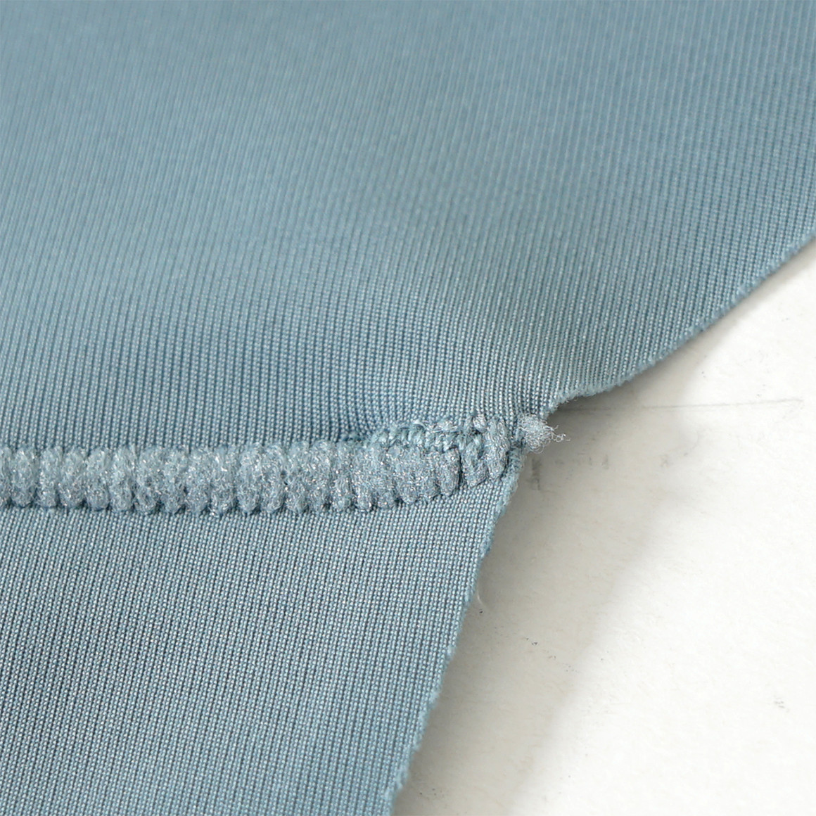 2 Damen Seamless-Strings mit Spitze