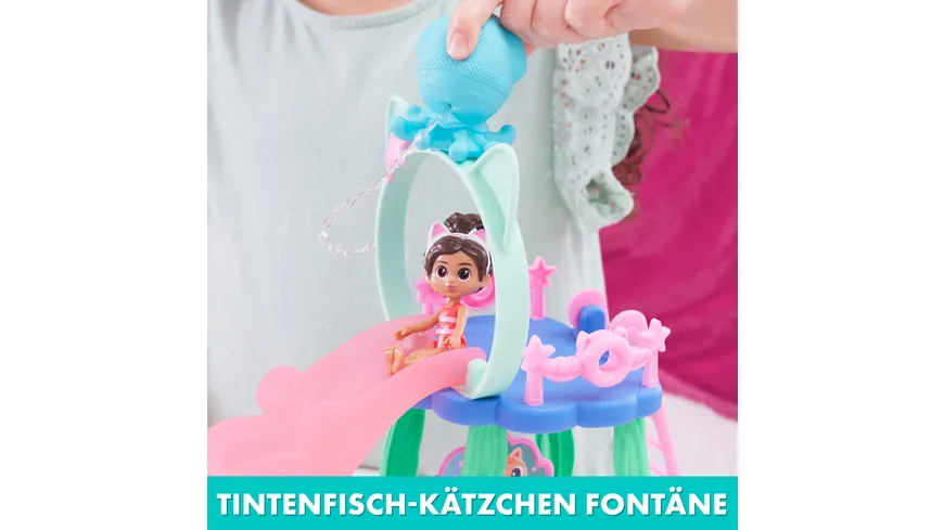 Gabby’s Dollhouse, Purrific Pool Party Spielset mit Gabby- und Meerkätzchen-Figur