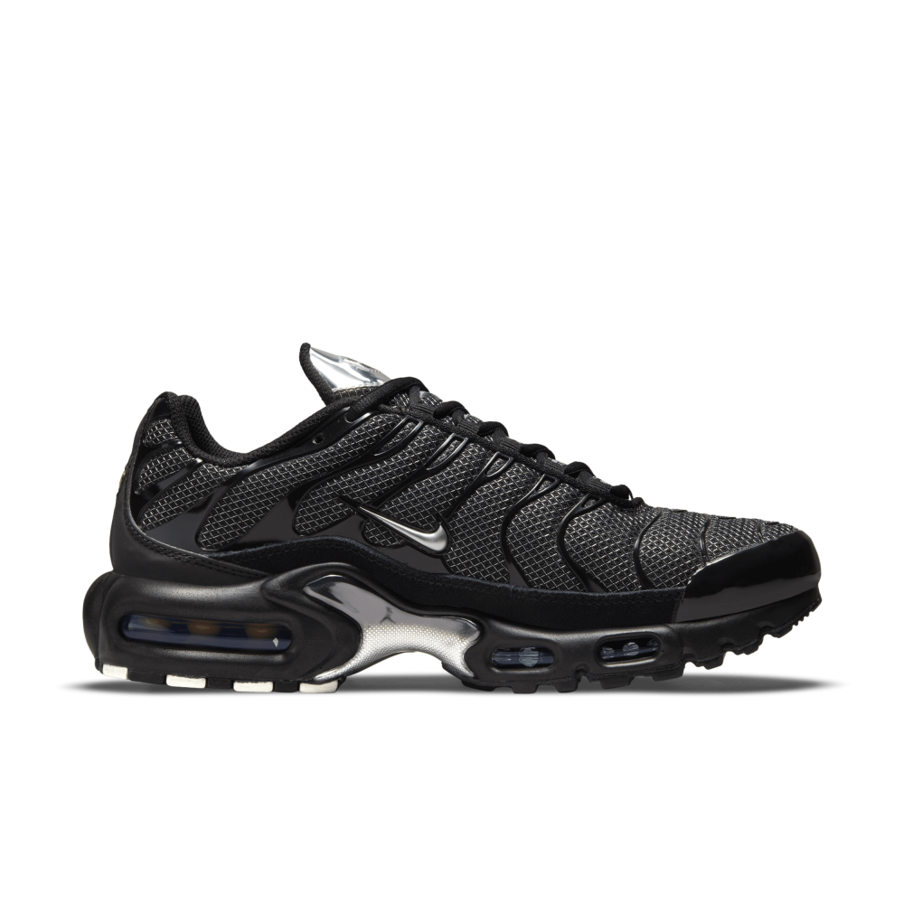 Nike Air Max Plus Wmns DQ0850-001 / schwarz