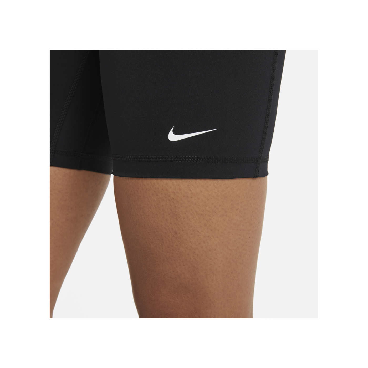 Nike 365 7IN Hi Rise Short Training Damen F011