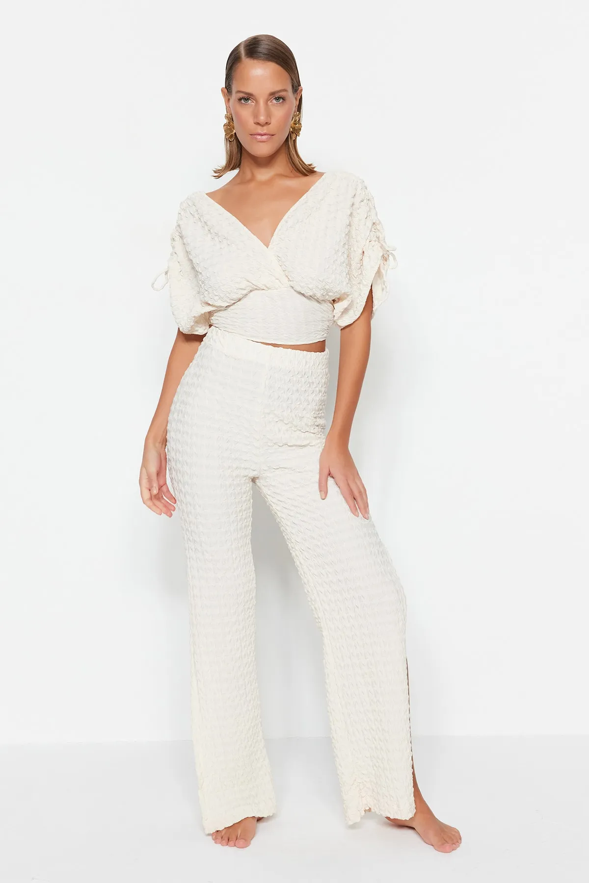 Trendyol Collection  Ecru-Strickhose TBESS23PL00009