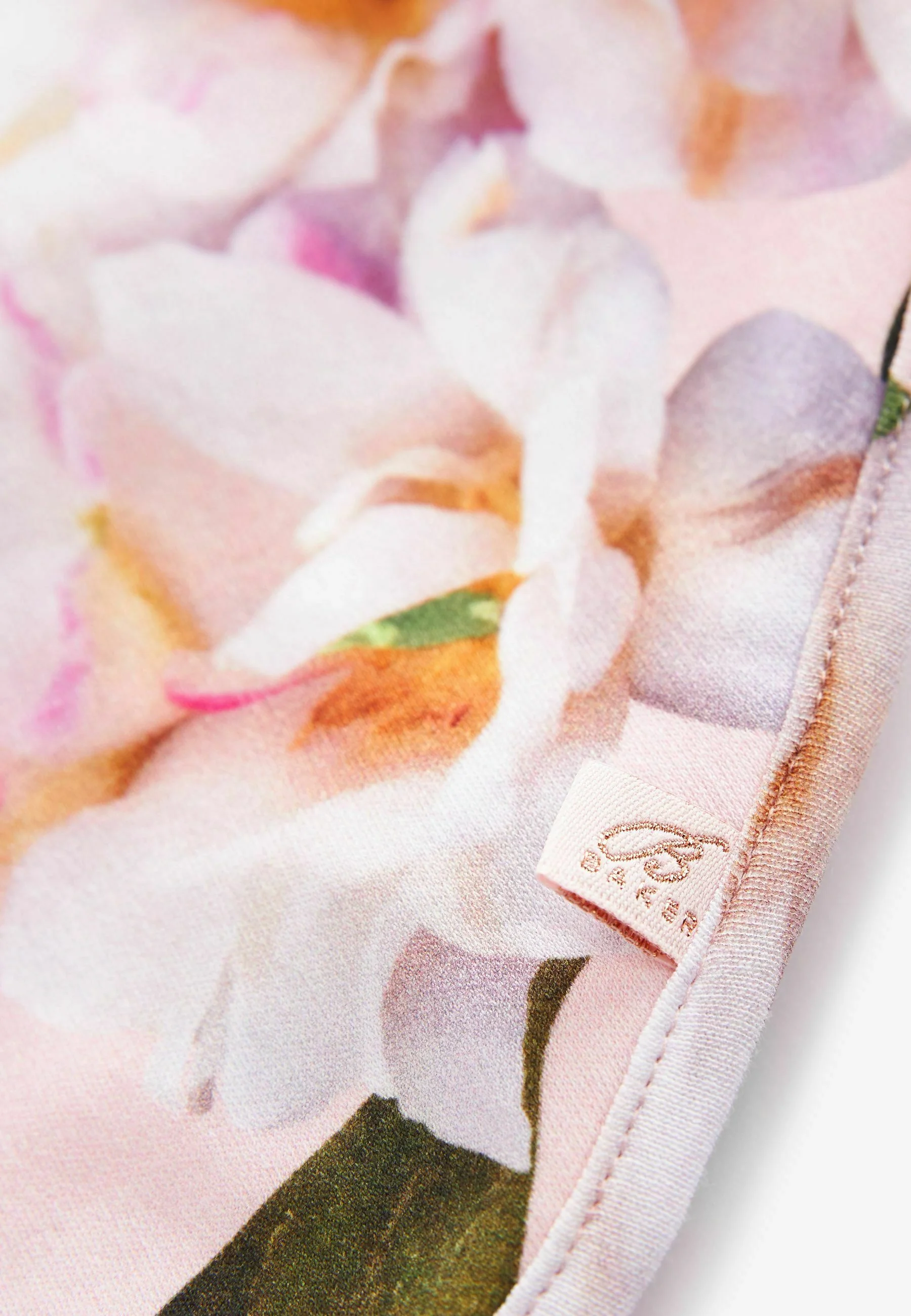 Conjunto de pijama y babero con estampado floral rosa de Baker by Ted Baker - Mono