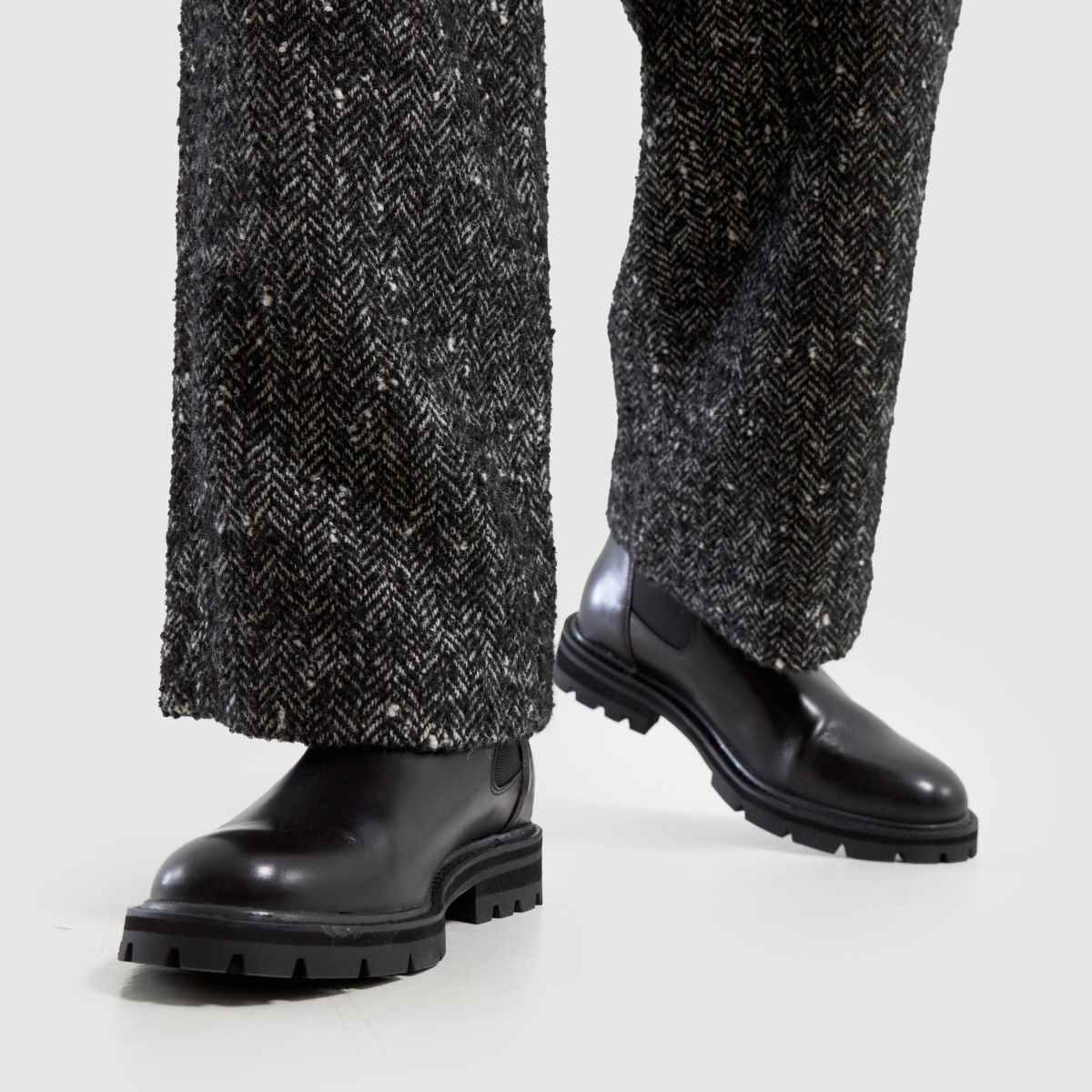 Schuh Dorian bőr chelsea csizma fekete színben