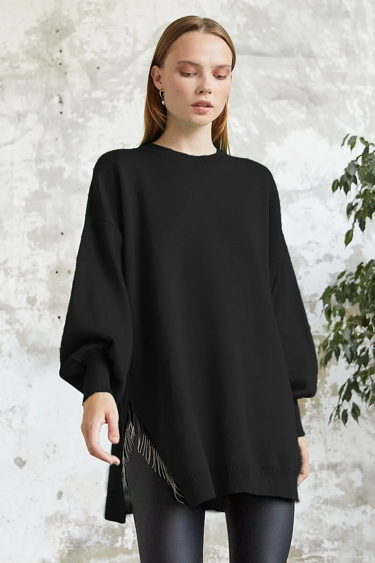 InStyle  Strickpullover mit Perlenquasten und Details – Schwarz