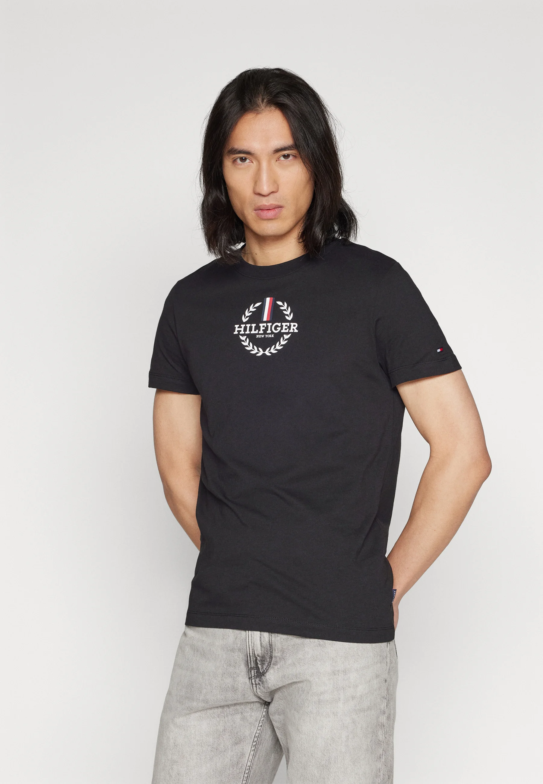 Tommy Hilfiger GLOBAL STRIPE WREATH TEE - Camiseta con estampado
