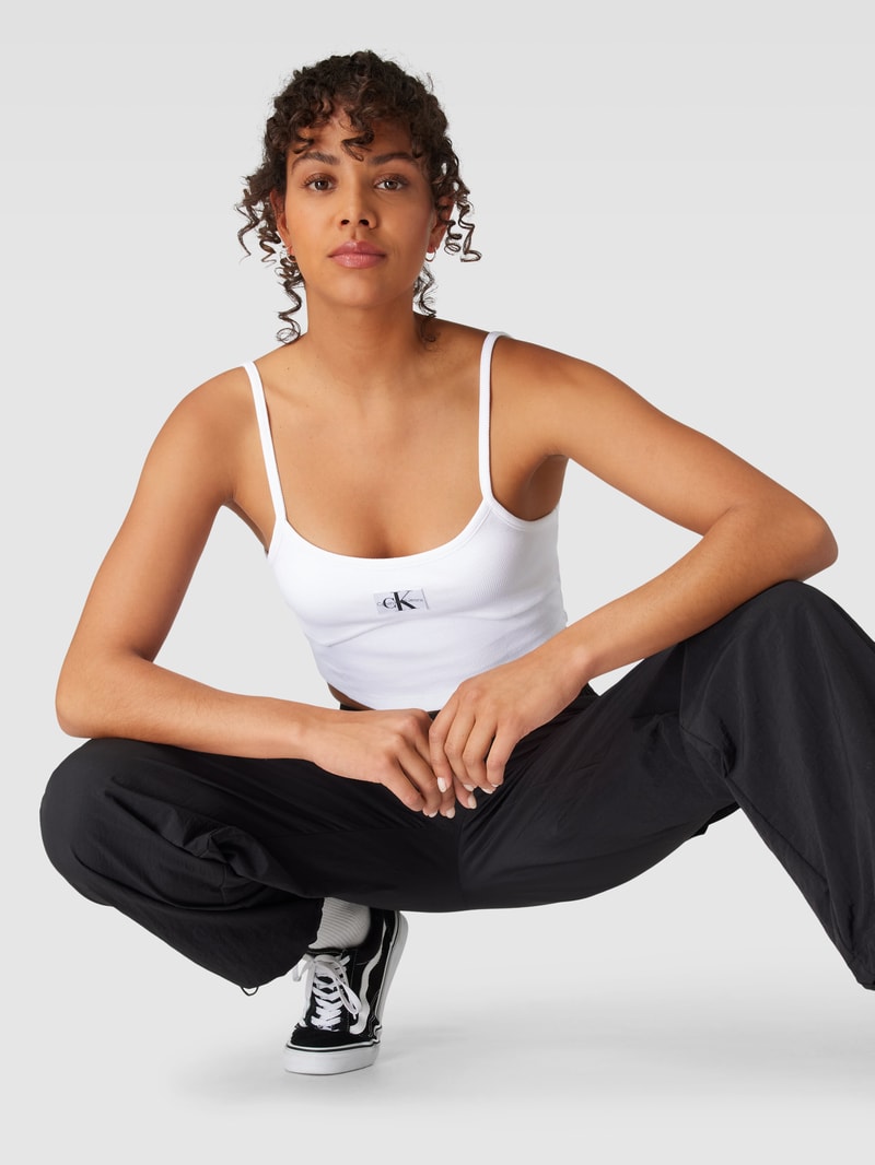 Bralette-Top mit Label-Patch in weiss