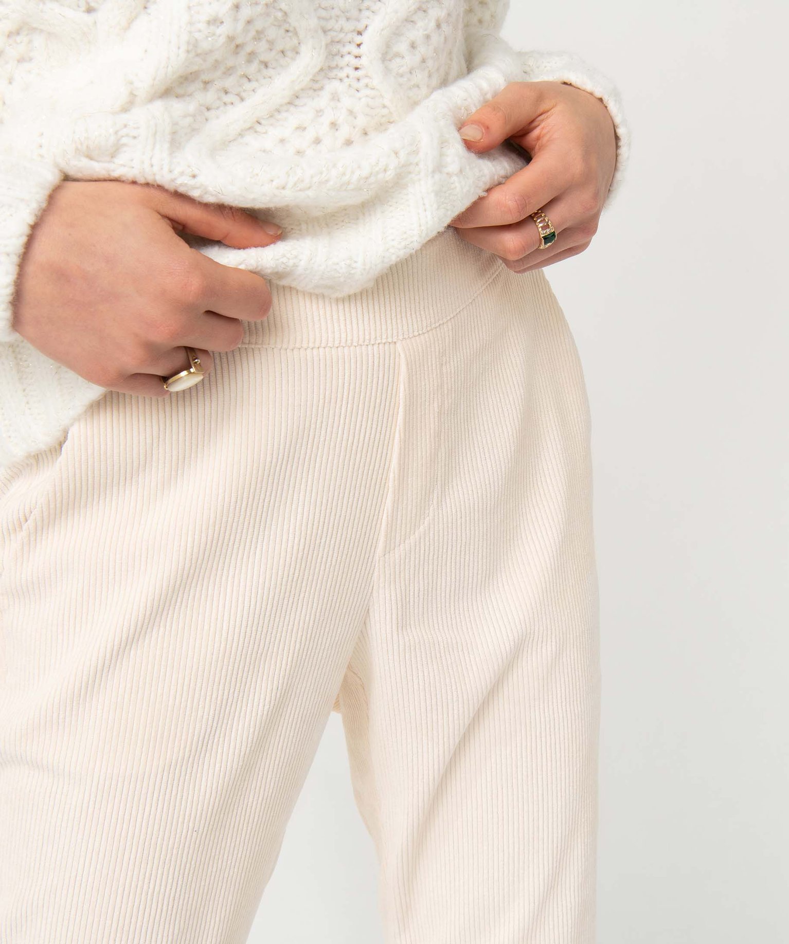 Pantalon femme en velours ctelé coupe large ecru | GEMO