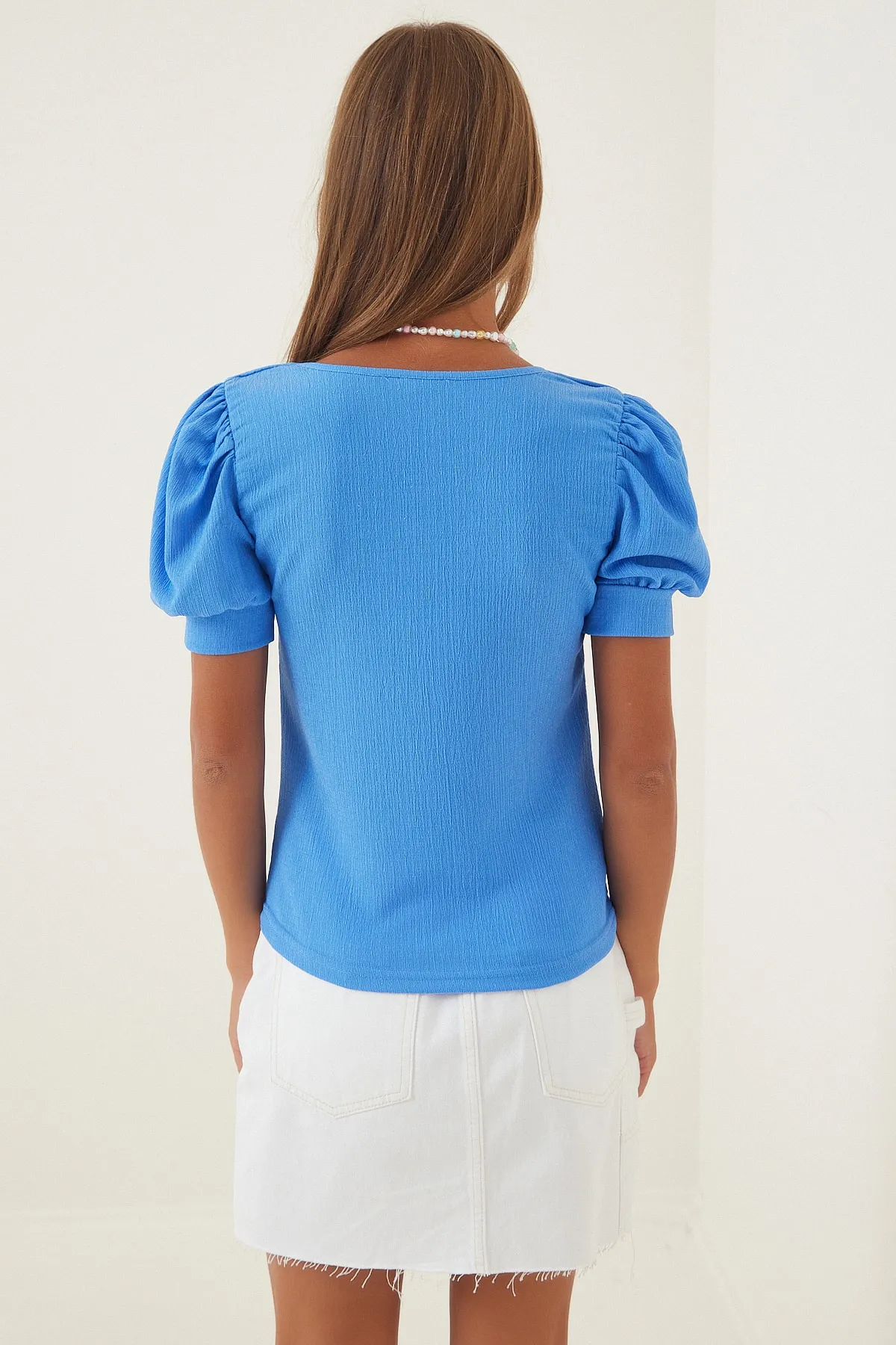 Happiness İstanbul  Mittelblaue Damen-Strickbluse mit quadratischem Ausschnitt und Ballonärmeln DD01051