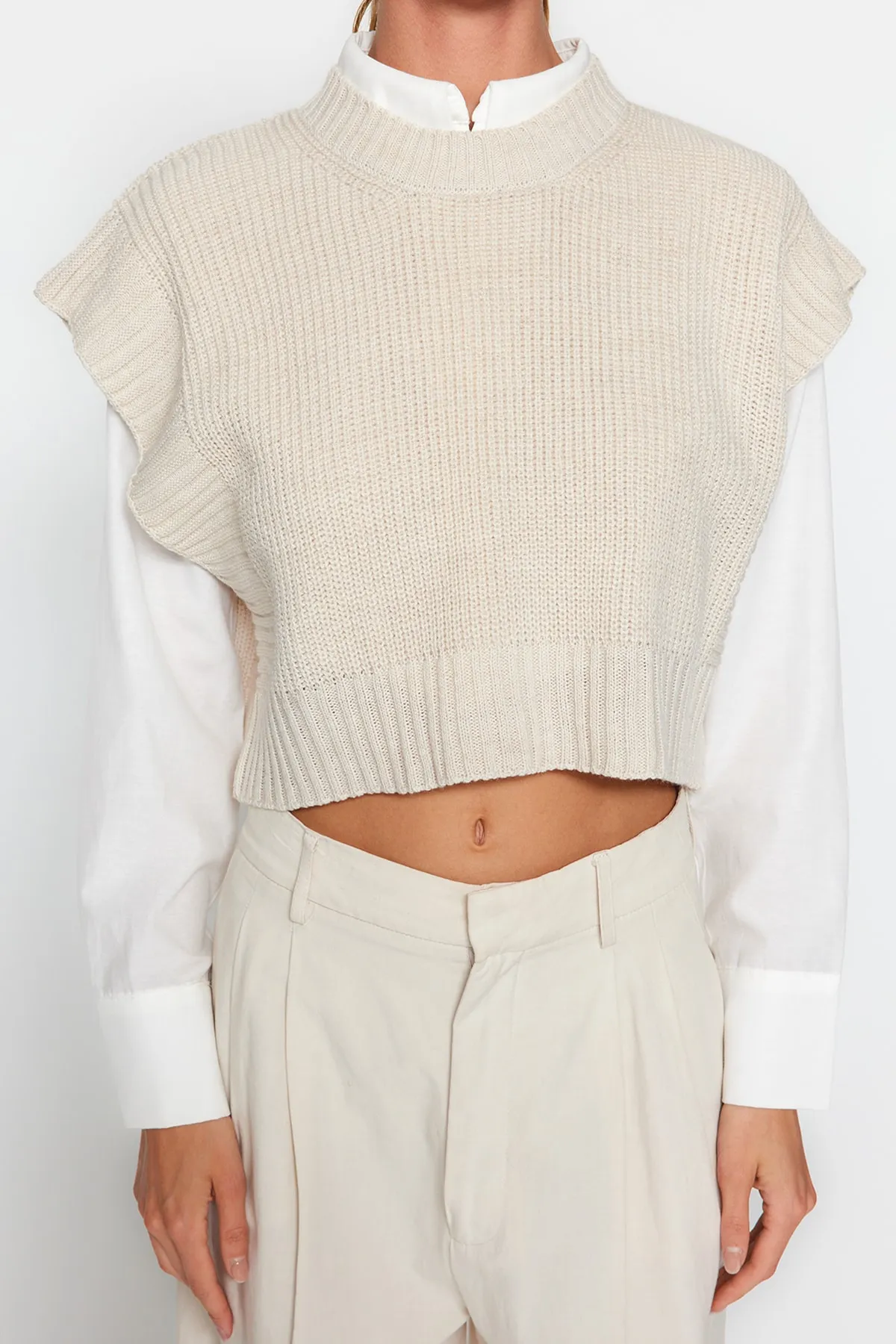 Trendyol Collection  Stone Crop Strickpullover mit Rundhalsausschnitt TWOAW24SV00005