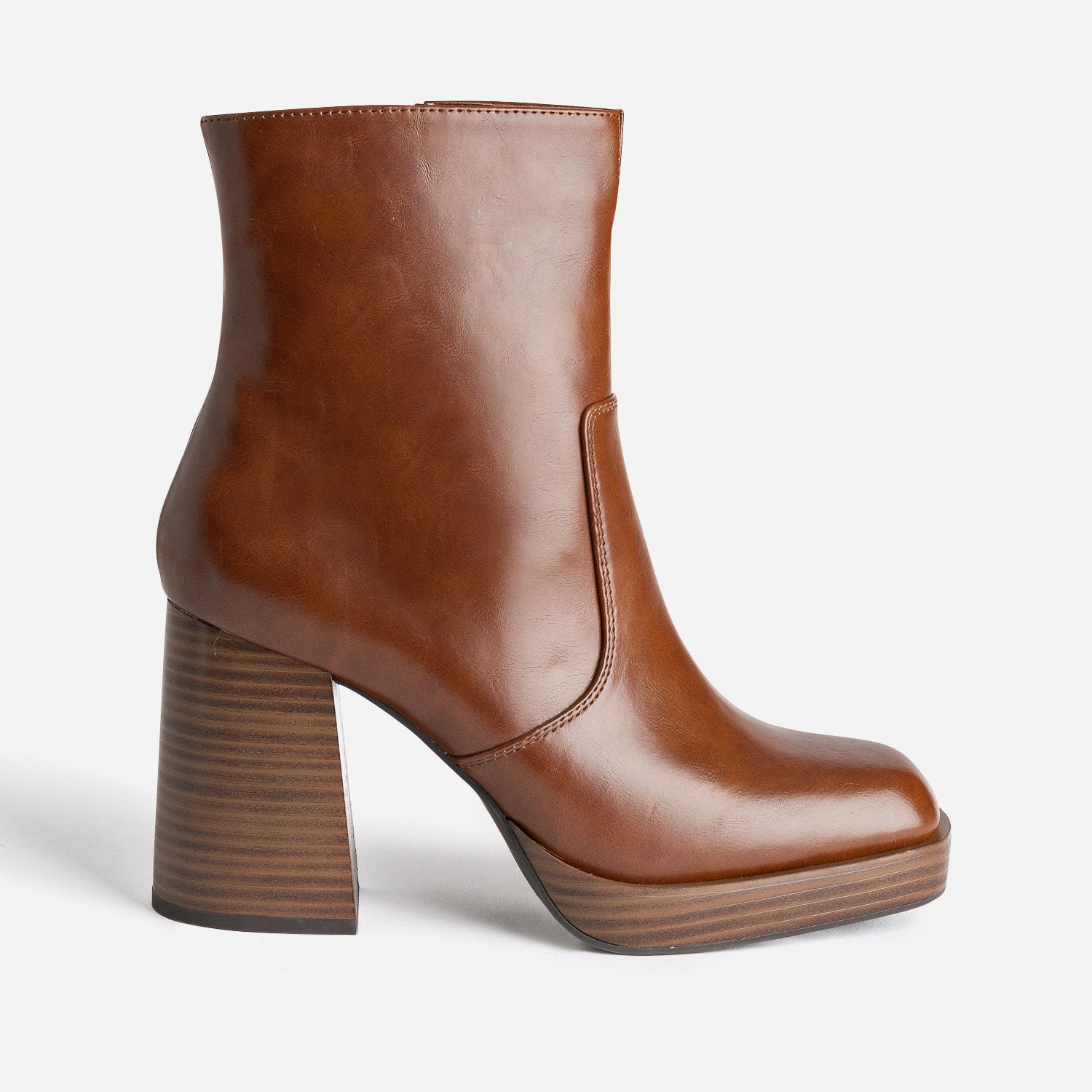 Boots camel à plateforme et talon flare
