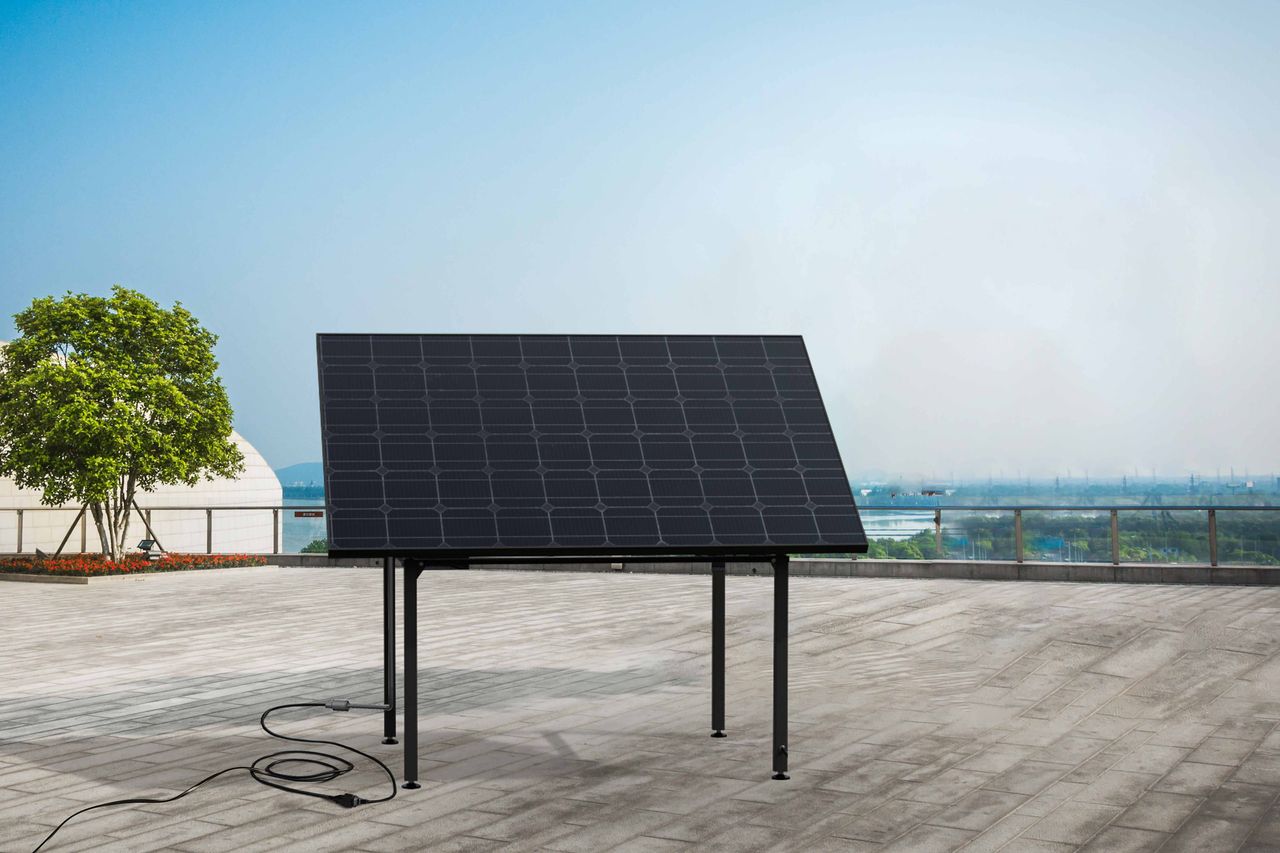 Technaxx Solar-Tischkraftwerk 400W TX-250
