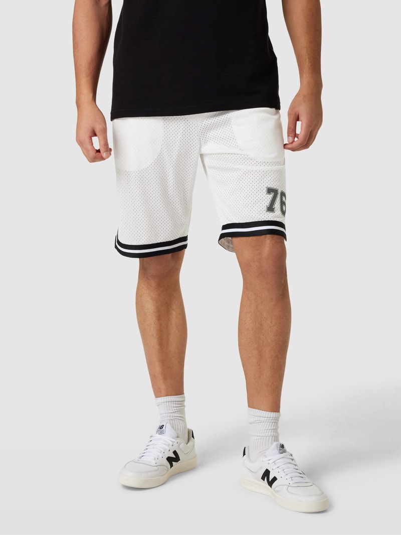 Sweatshorts mit Tunnelzug in weiß