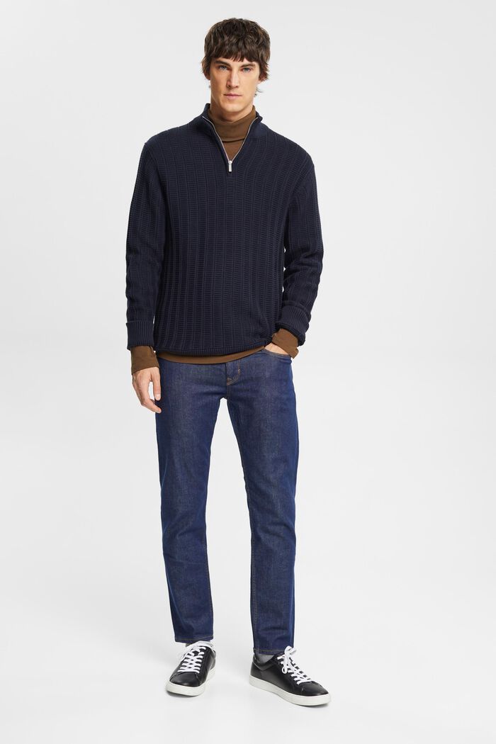 Grobstrickpullover mit kurzem Reißverschluss