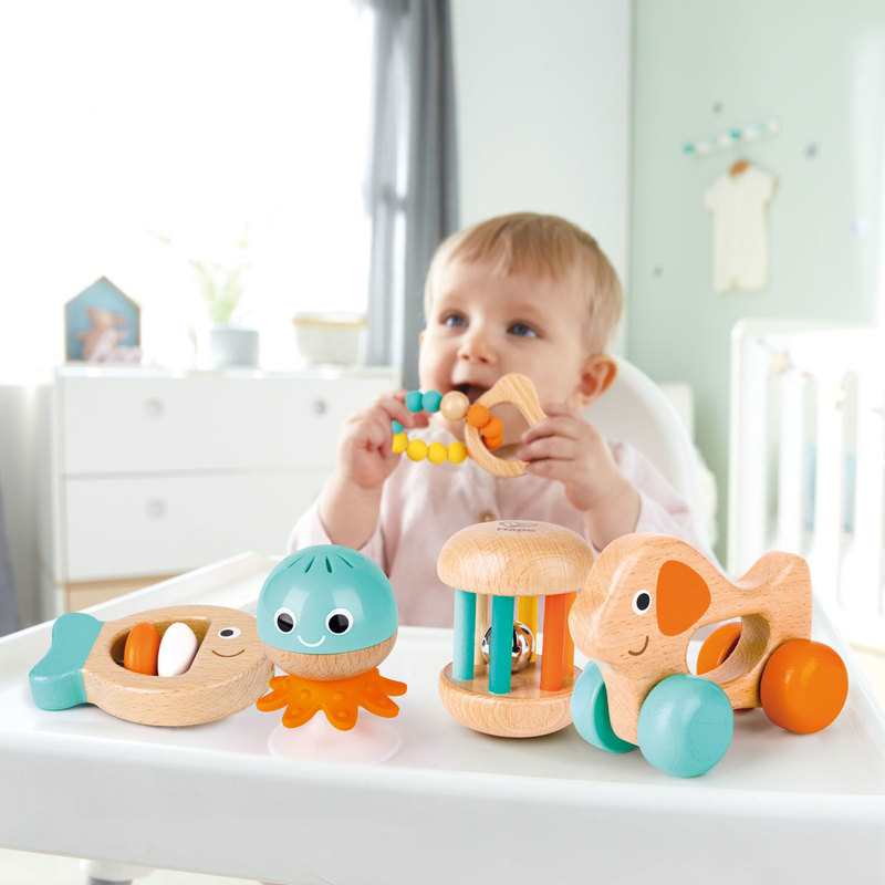 Coffret de 5 hochets évolutifs Hape