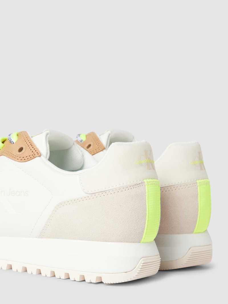 Sneaker mit Label-Details Modell 'CONTRA' in beige