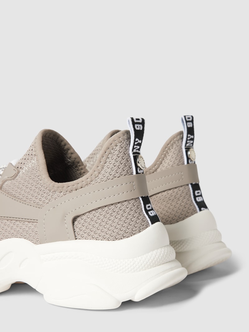 Sock-Sneaker mit Label-Patch Modell 'MATCH' in taupe
