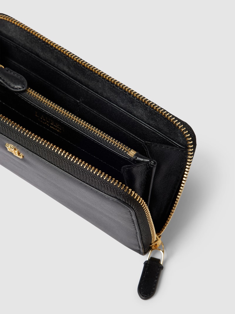 Portemonnaie mit Label-Applikation Modell 'LARGE' in schwarz