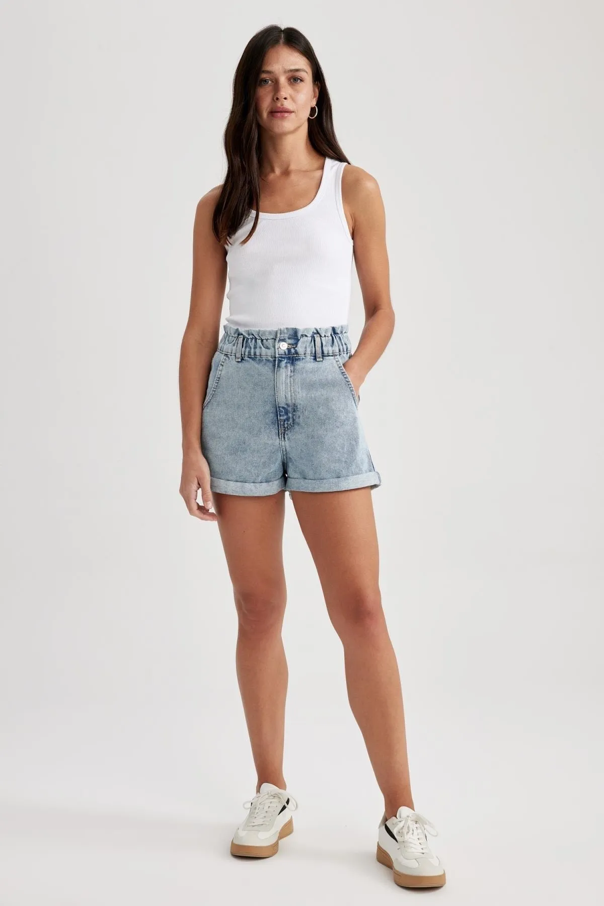 DeFacto  Paperbag-Jeansshorts mit umgeschlagenem Bein A2611ax23sm