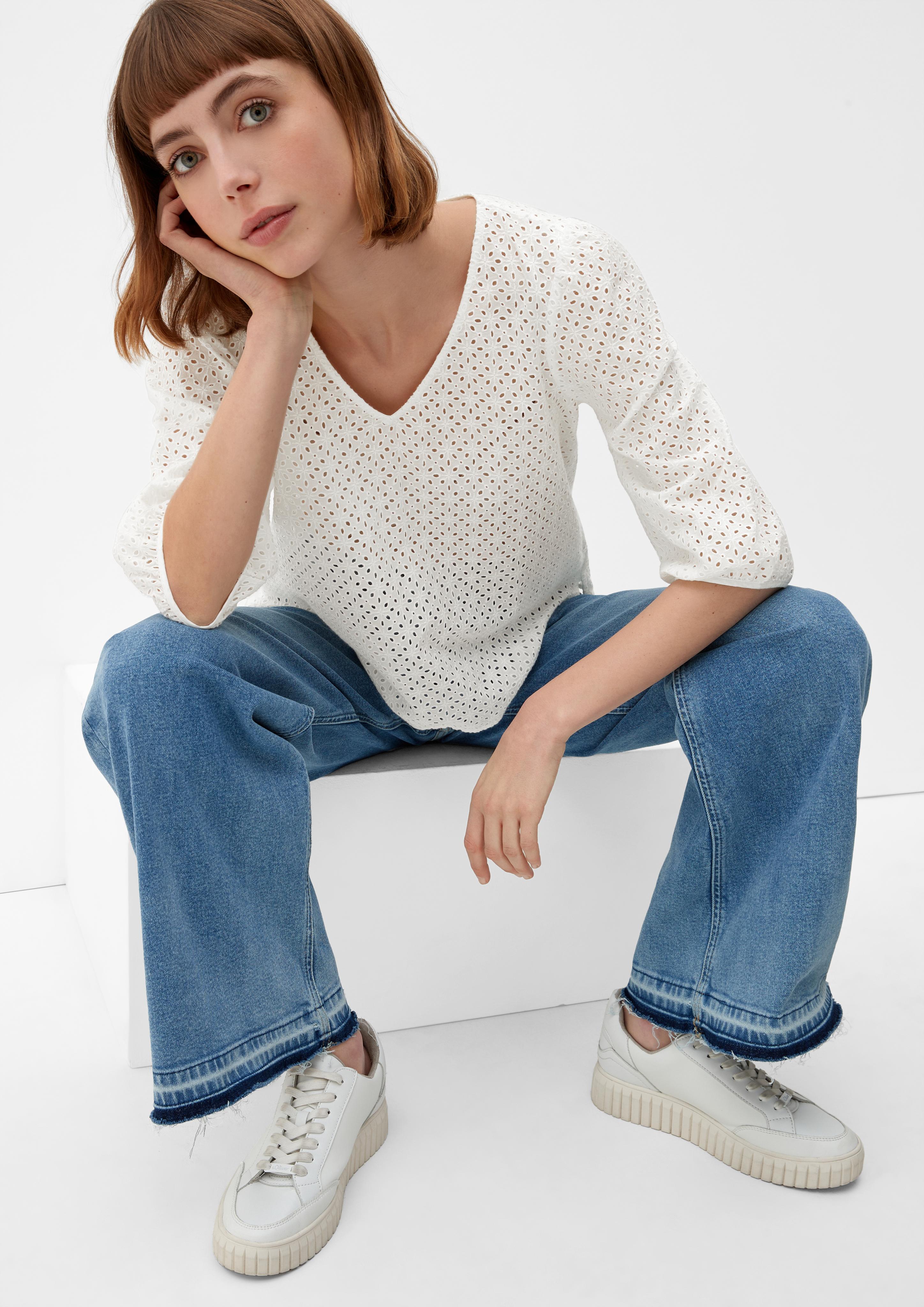 Bluse aus Broderie Anglaise  2128356-02L4