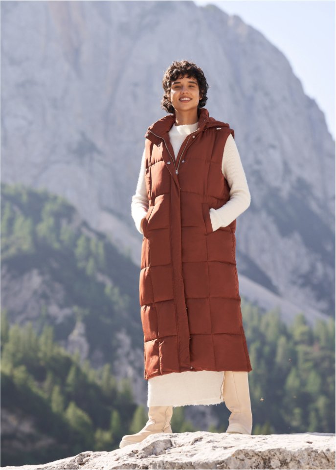 Wattierte Puffer-Weste aus recyceltem Polyester in Maxilänge