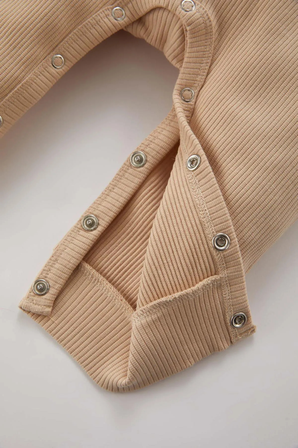 DeFacto  Langärmliger, gerippter Camisole-Overall mit Bärenmuster für Babys