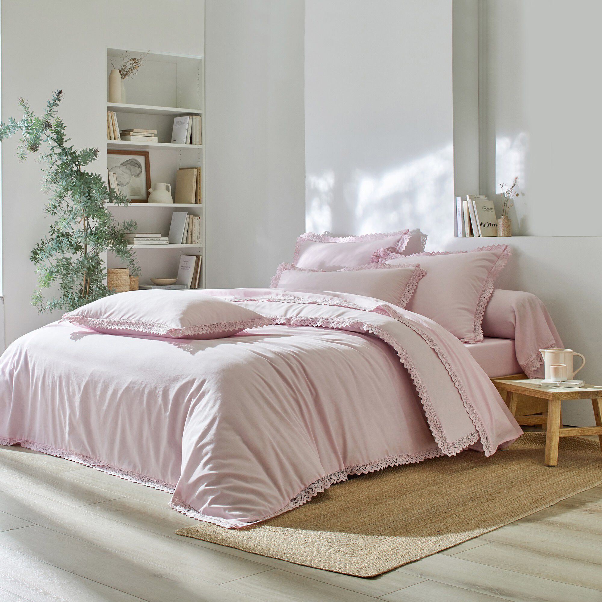 Linge de lit uni dentelle coton