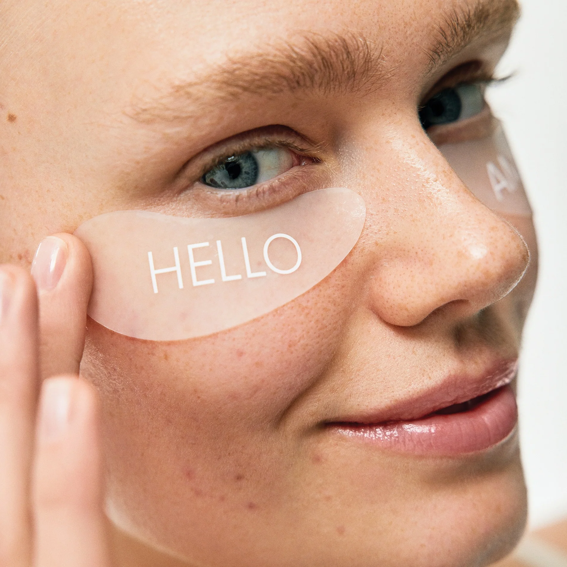 Booster Hello Amore Duo Set – Anti-Falten-Augenpflege, Augenmaske, Behandlung gegen Tränensäcke und Augenringe, Anti-Falten-Set, Augen- und Lippen-Set