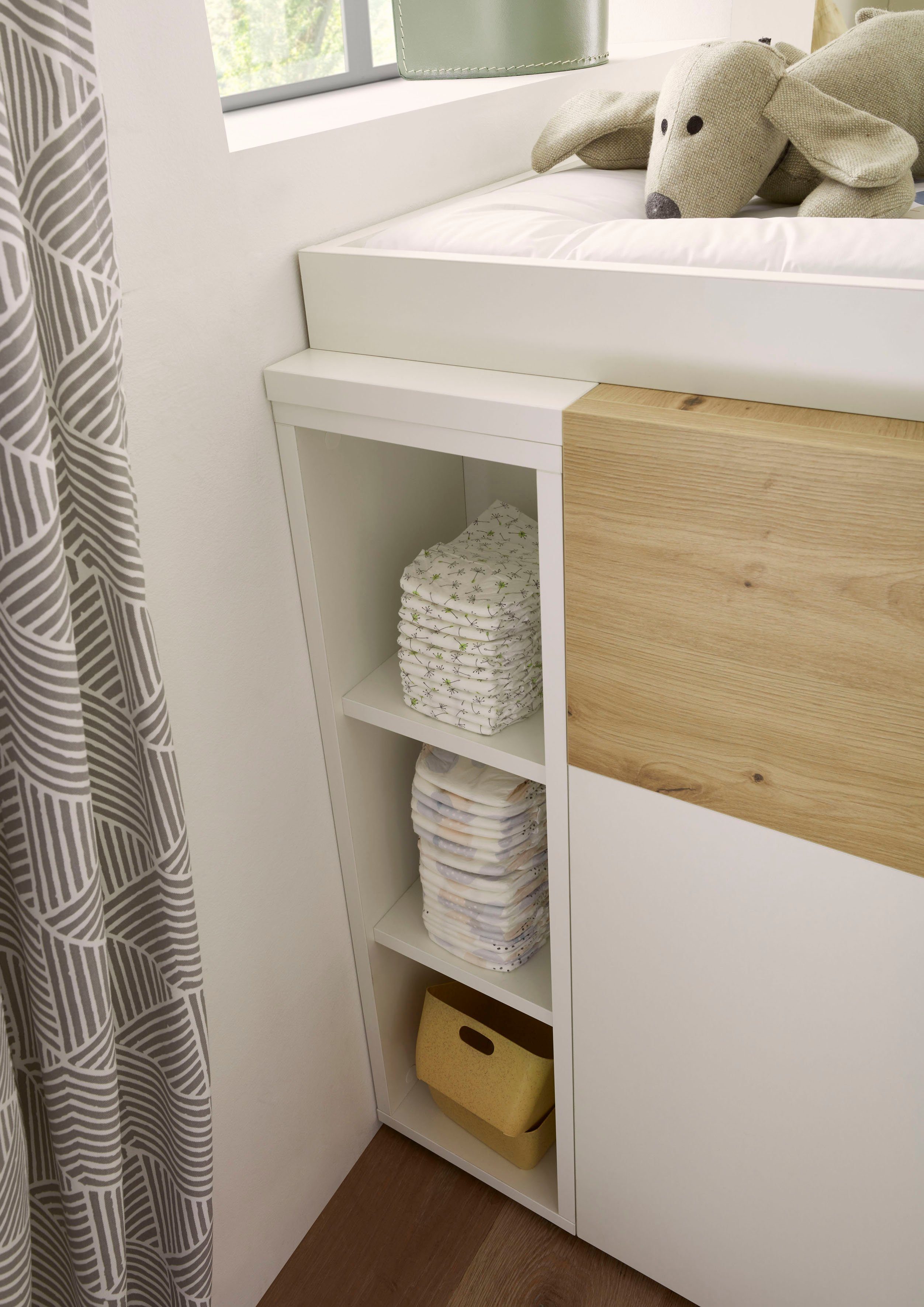GALLERY M branded by Musterring Babyzimmer-Komplettset, (Set, 5-St), schmaler Kleiderschrank, inkl. 1 Unterstellregal für die Wickelkommode