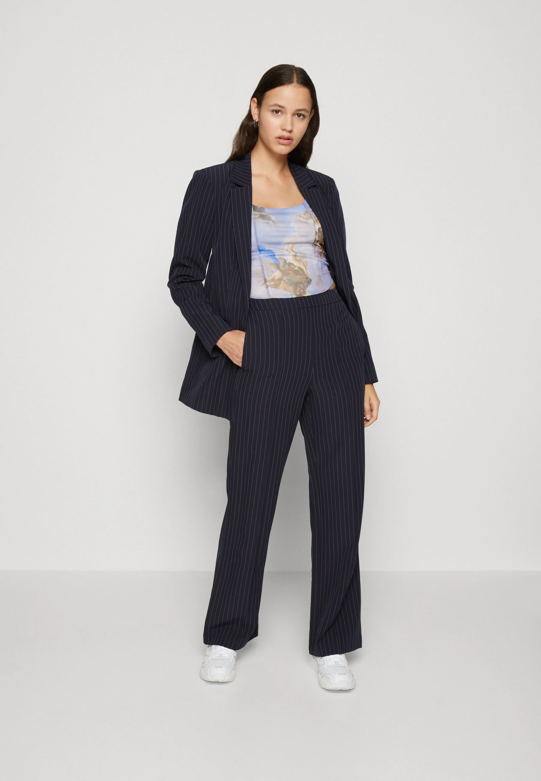 Piezas PCBOSSY LOOSE STRIPED BLAZER - Abrigo corto