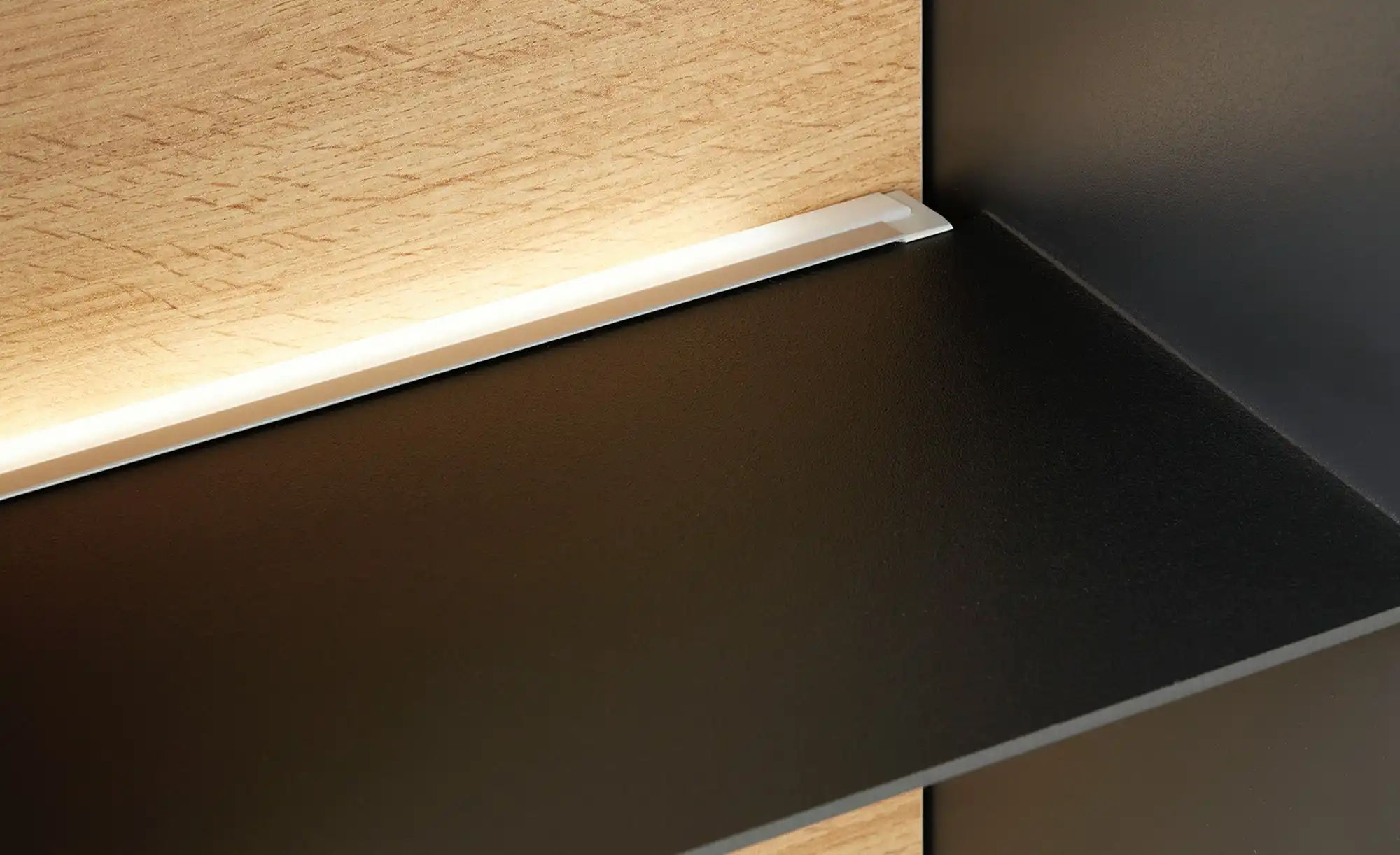 LED-Lichtleiste für Regal