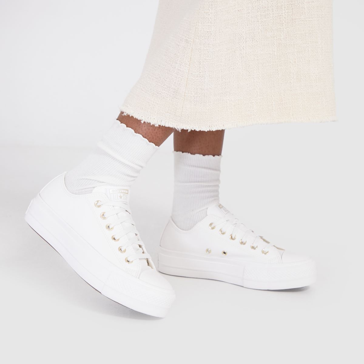 Converse All Star Lift Ox cipők fehér és arany színben