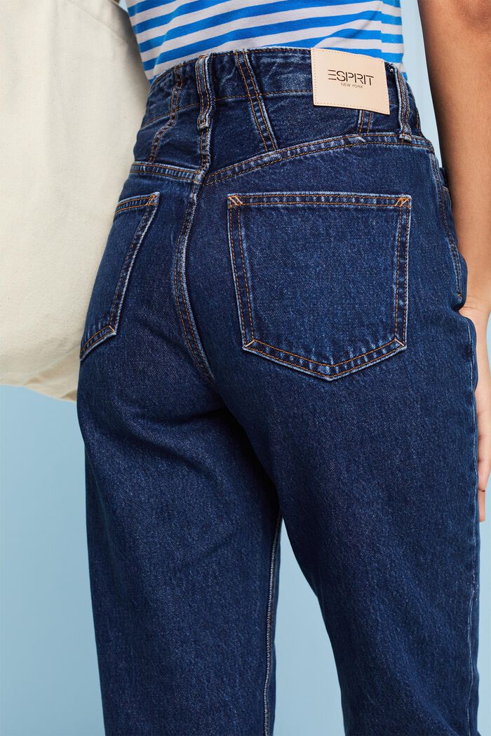 Jeans mit gerader Passform und hohem Bund