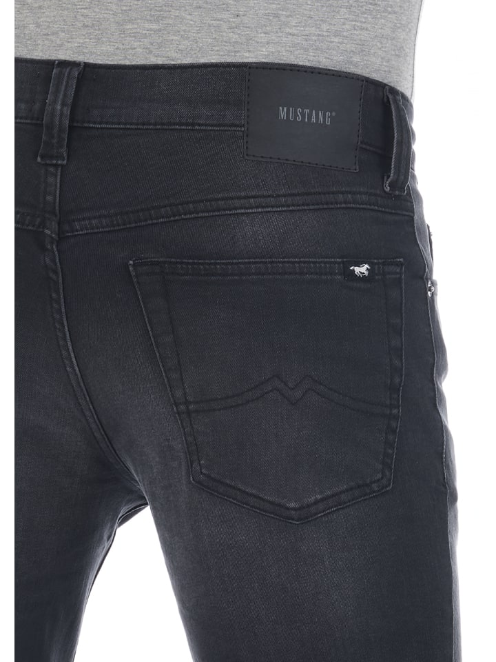 Mustang Jeans Tramper regular/straight in Schwarz günstig kaufen