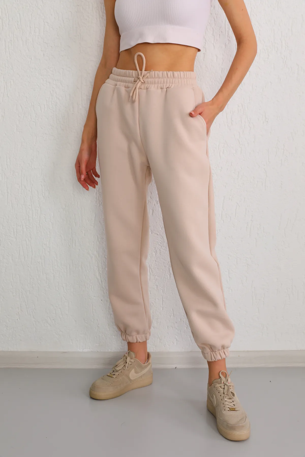 BİKELİFE  Beige Jogginghose aus Lycra mit hoher Taille