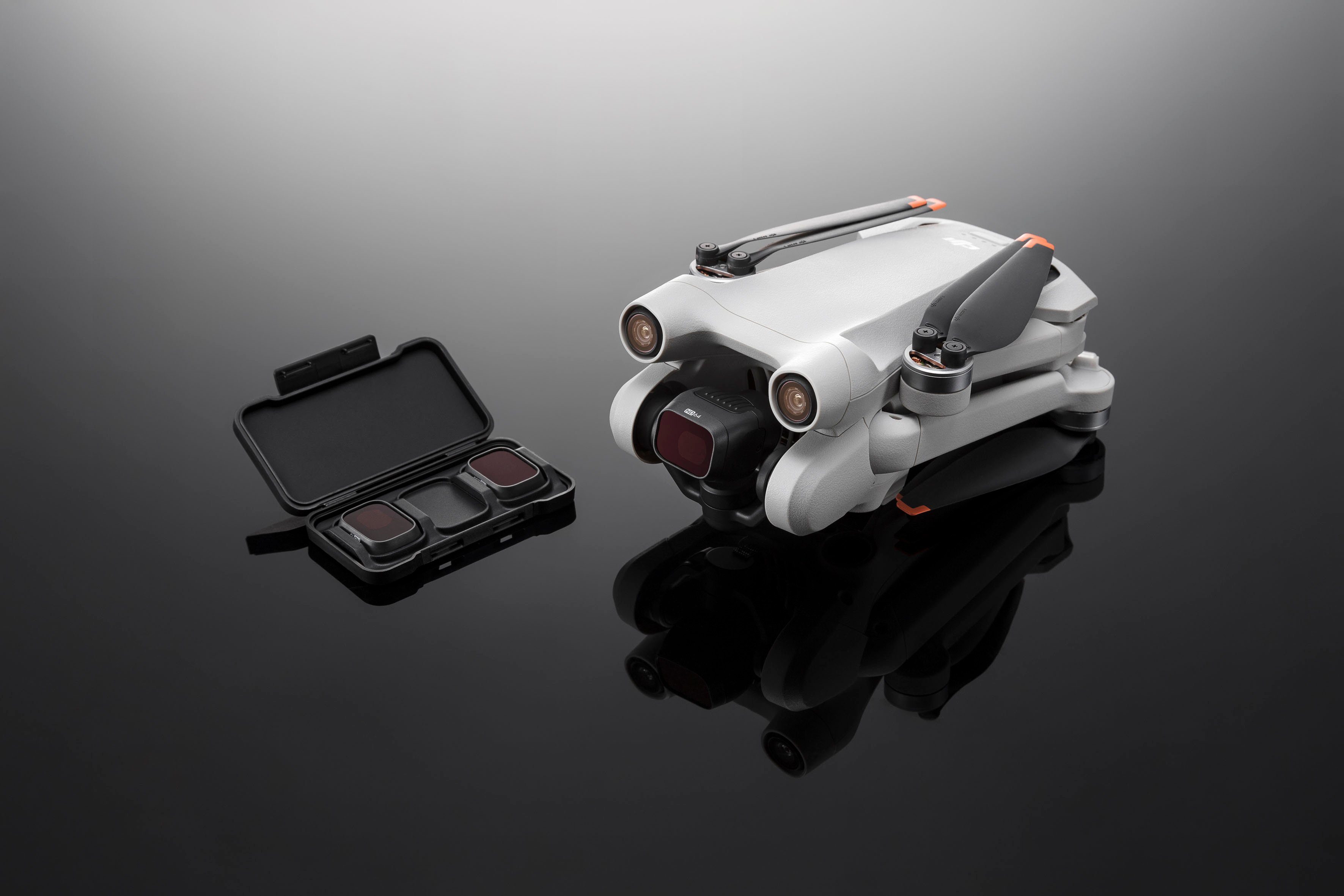 DJI DJI Mini 3 Pro (DJI RC-N1) Drohne (1080p Full HD, Mini 3 Pro Fly More Kit unter Art. 97085663 bestellbar)