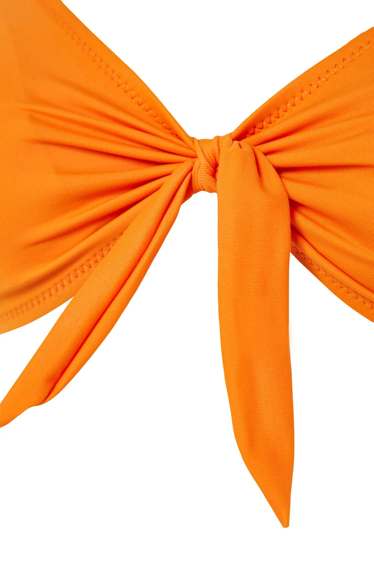 Trendyol Collection  Orangefarbenes Triangel-Bikinioberteil mit Knoten TBESS21BU0098