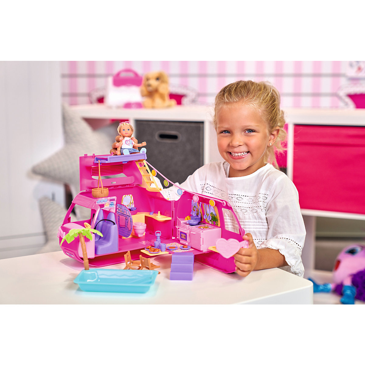 Evi LOVE Holiday Camper