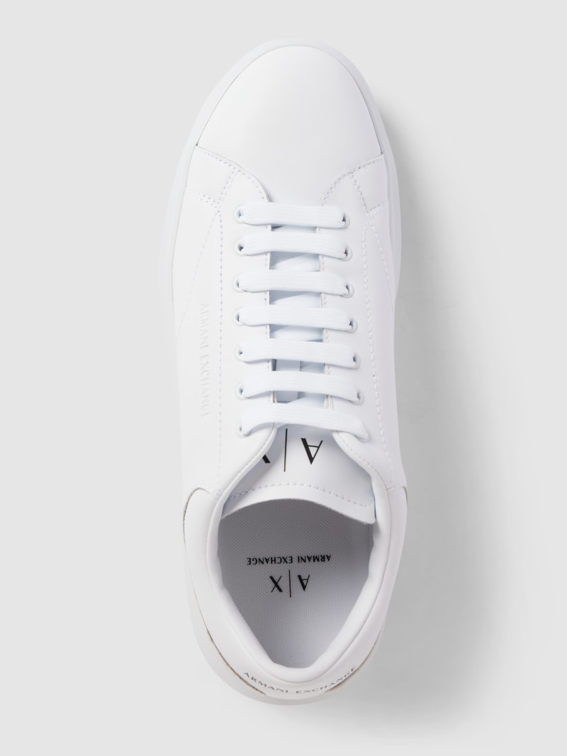 Sneaker aus Leder mit Label-Details in weiß