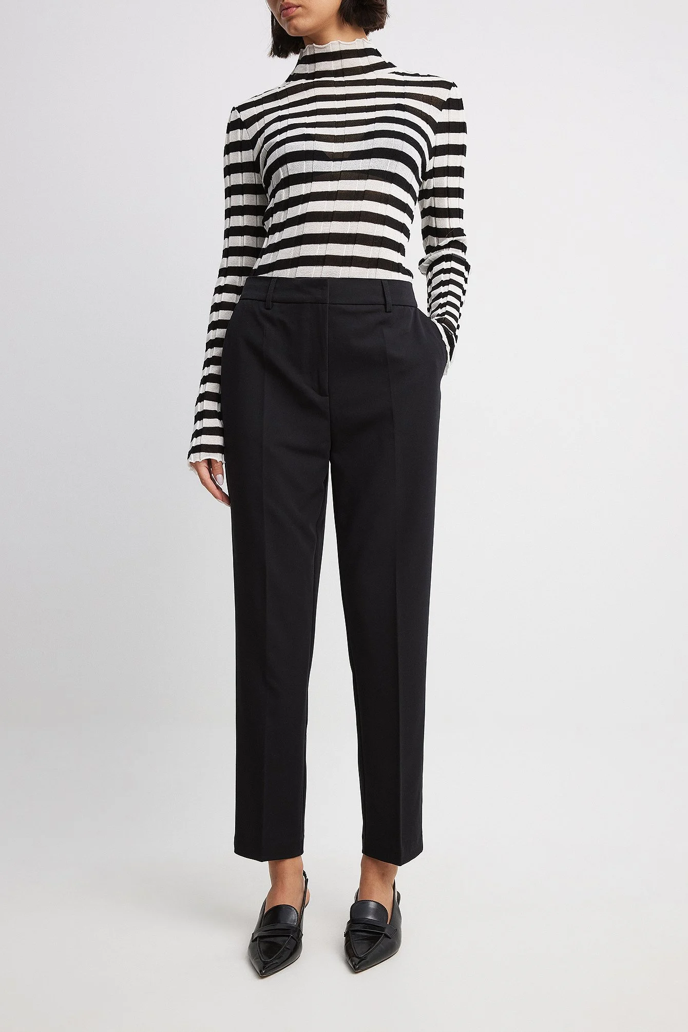 Gerade cropped Anzughose mit hoher Taille