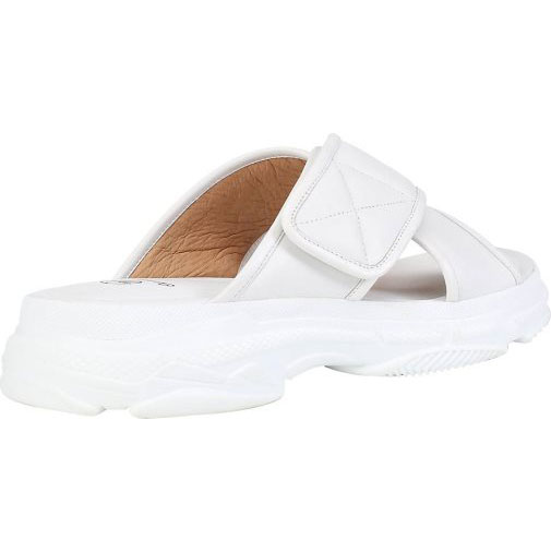 ekonika Mules mit praktischen Klettverschlüssen