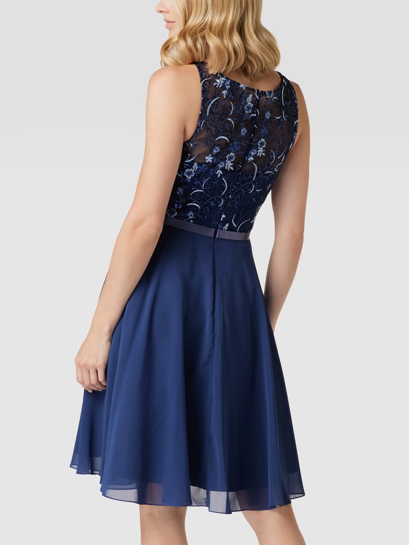 Cocktailkleid mit floraler Stickerei in marineblau